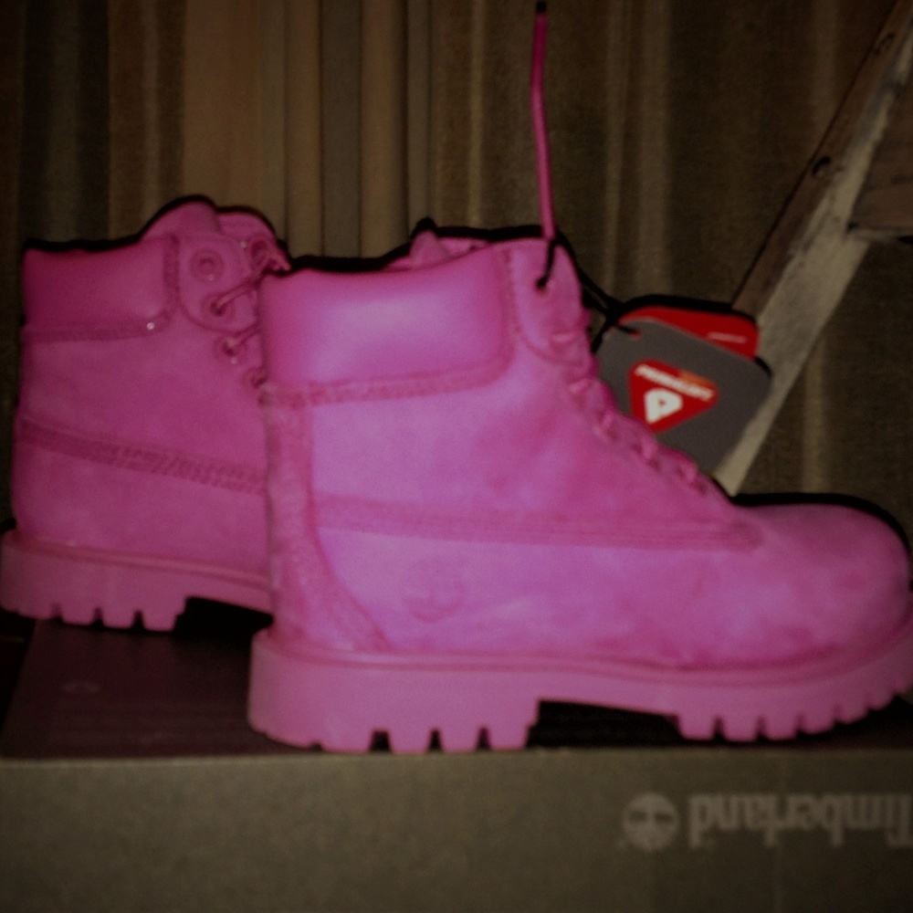 Timberland Bubblegum Pink Boots - Picture 3 of 5